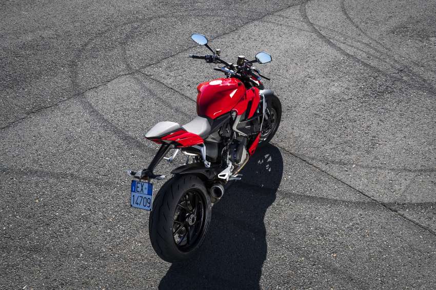FIRST LOOK: 2022 Ducati Streetfighter V2, RM101,900 1490901