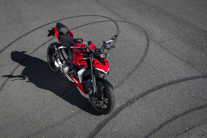 FIRST LOOK: 2022 Ducati Streetfighter V2, RM101,900 1490904