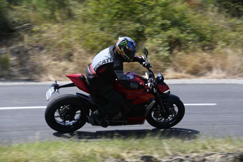 FIRST LOOK: 2022 Ducati Streetfighter V2, RM101,900 1490879