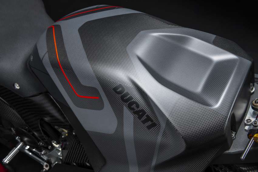 Ducati reveals 2022 V21L Moto-E electric race bike 1479289