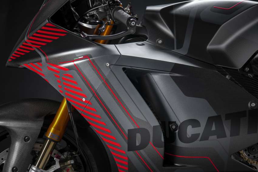 Ducati reveals 2022 V21L Moto-E electric race bike 1479294