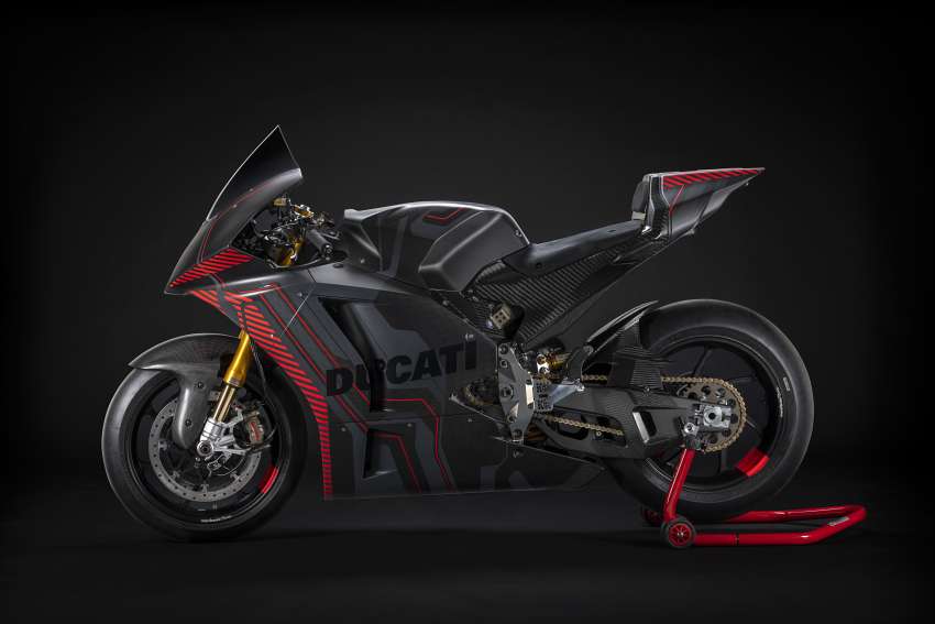 Ducati reveals 2022 V21L Moto-E electric race bike 1479263