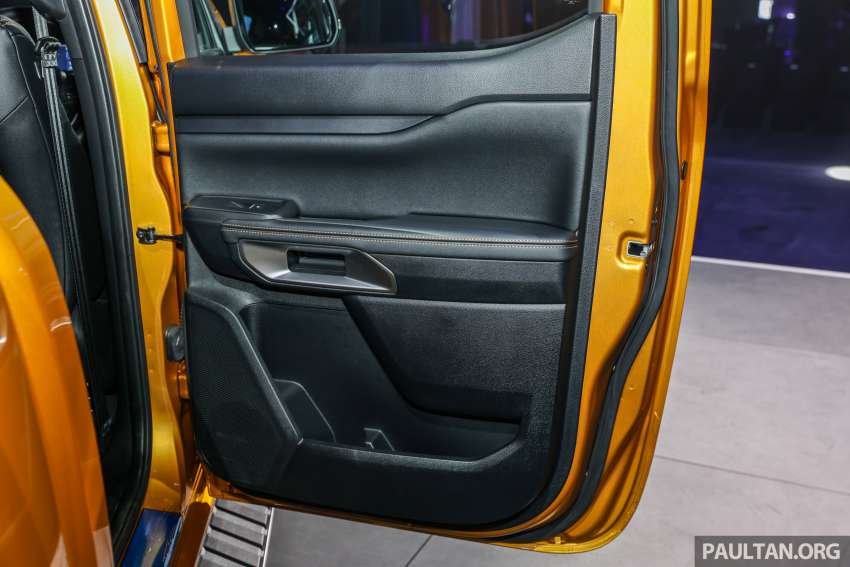 Ford Ranger 2022 dilancarkan di Malaysia — tujuh varian, bermula dari RM109k; Raptor ditunjuk, tiba Q4 1488556