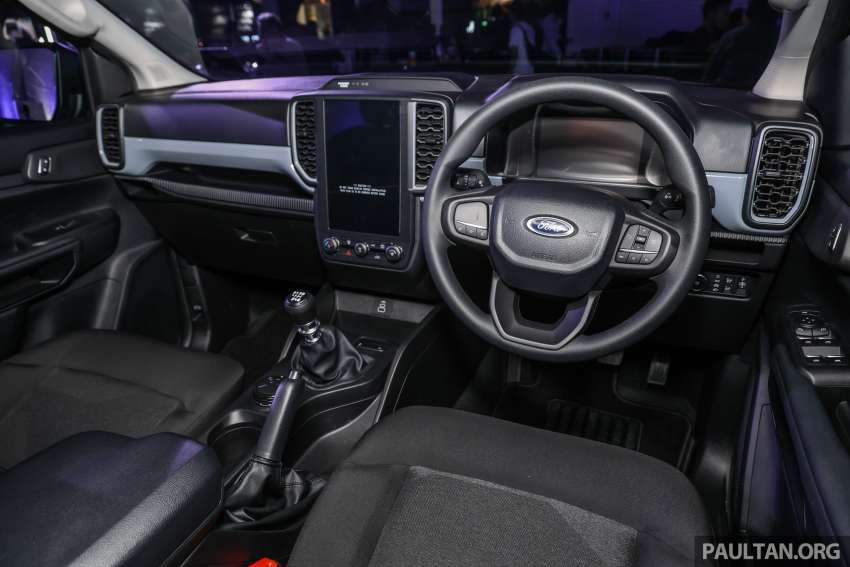 Ford Ranger 2022 dilancarkan di Malaysia — tujuh varian, bermula dari RM109k; Raptor ditunjuk, tiba Q4 1488010