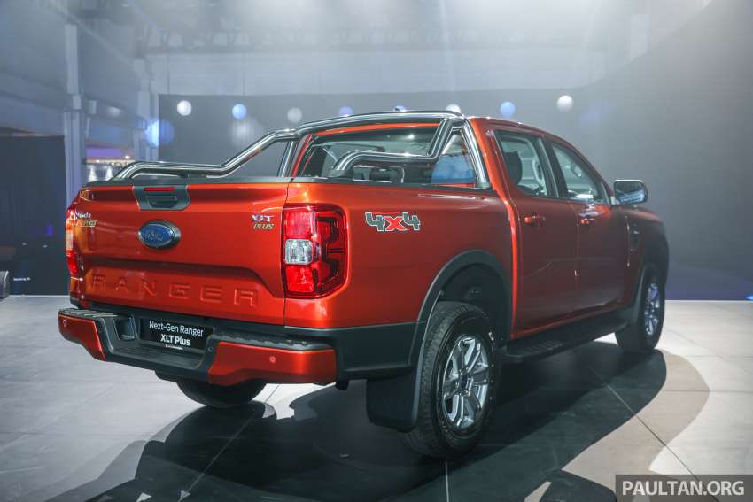 Ford Ranger 2022 dilancarkan di Malaysia — tujuh varian, bermula dari RM109k; Raptor ditunjuk, tiba Q4 1488416