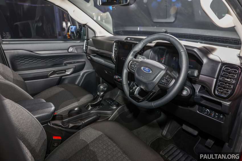 Ford Ranger 2022 dilancarkan di Malaysia — tujuh varian, bermula dari RM109k; Raptor ditunjuk, tiba Q4 1488443