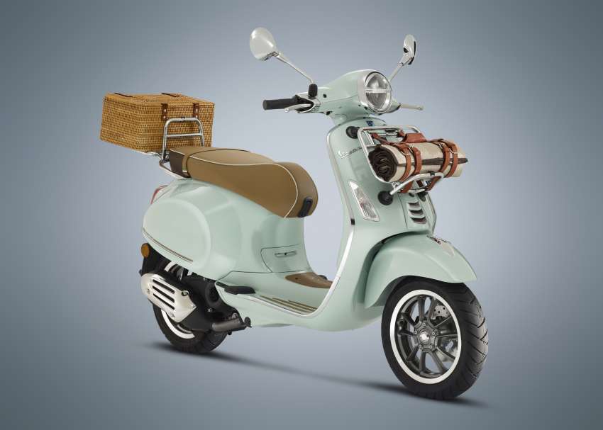 2022 Vespa Pic Nic scooter lets you enjoy <em>la dolce vita</em> 1479672