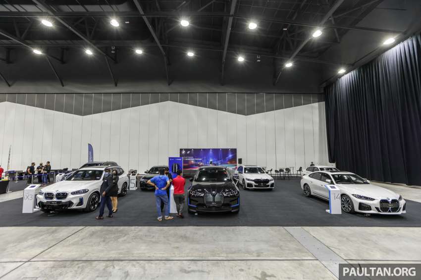 EVx 2022: BMW iX, iX3 and i4 EVs on display by Wheelcorp Premium; full range of PHEVs here too 1488584