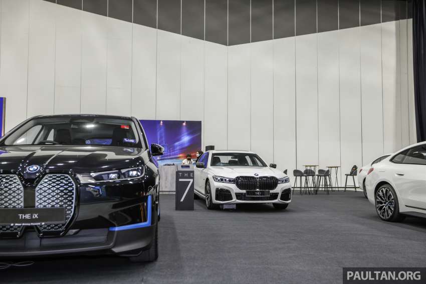 EVx 2022: BMW iX, iX3 and i4 EVs on display by Wheelcorp Premium; full range of PHEVs here too 1488593