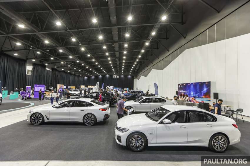 EVx 2022: BMW iX, iX3 and i4 EVs on display by Wheelcorp Premium; full range of PHEVs here too 1488589
