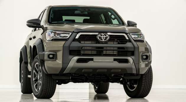 Electro-Lux: Toyota reveals 2024 Hilux Hybrid with 48V system