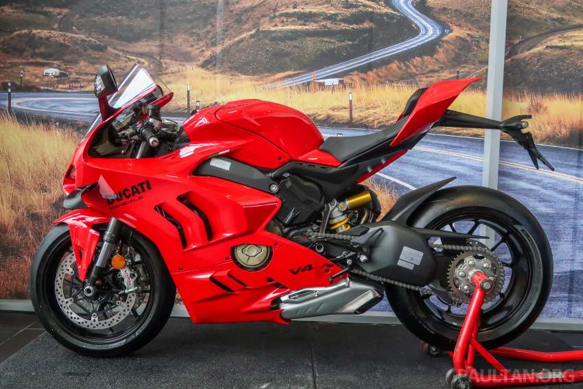 2023 Ducati Panigale V4 updated – new electronics, RM145,900 for V4, RM188,900 for V4S in Malaysia 1482792