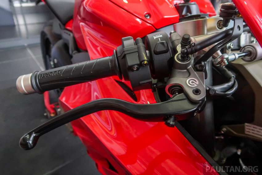 2023 Ducati Panigale V4 updated – new electronics, RM145,900 for V4, RM188,900 for V4S in Malaysia 1482811