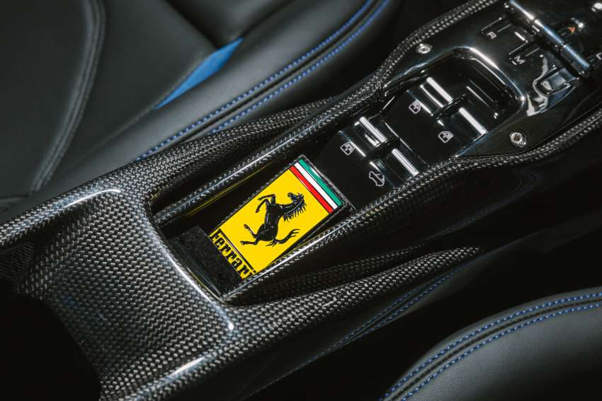 Ferrari 296 GTS kini di M’sia – RM1.5 juta, bumbung boleh buka, V6 Turbo berkembar PHEV, 830 PS/740 Nm 1480880