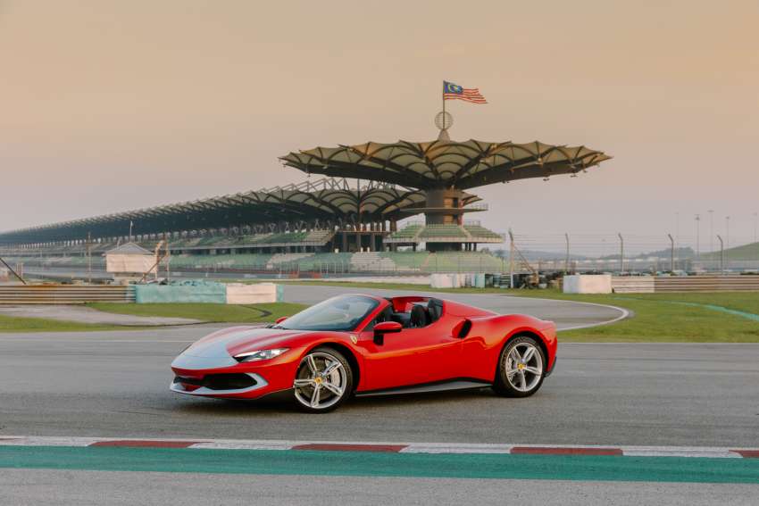 Ferrari 296 GTS kini di M’sia – RM1.5 juta, bumbung boleh buka, V6 Turbo berkembar PHEV, 830 PS/740 Nm 1480853