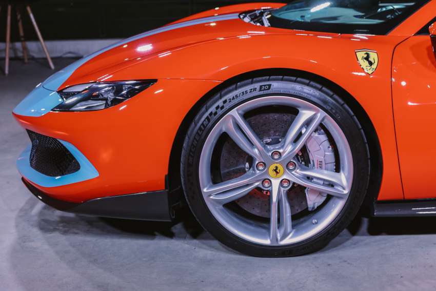 Ferrari 296 GTS kini di M’sia – RM1.5 juta, bumbung boleh buka, V6 Turbo berkembar PHEV, 830 PS/740 Nm 1480895