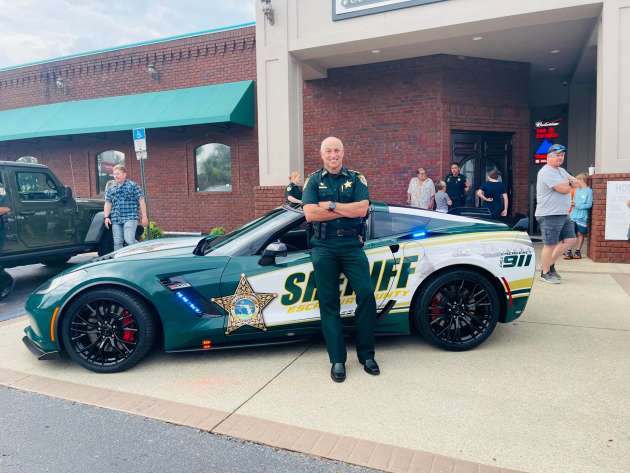 Chevrolet Corvette C7 Z06 yang dirampas dari pengedar dadah di Florida diubah jadi kereta polis