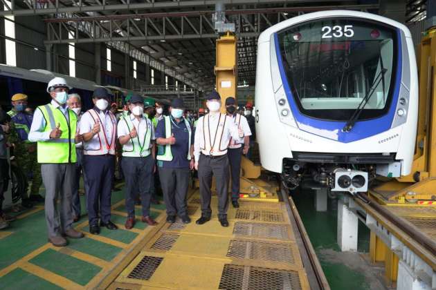 LRT Laluan Kelana Jaya dapat 19 tren empat gerabak baharu secara berperingkat hingga Dis 2024 – Wee