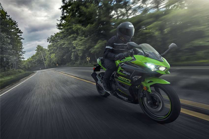 Modenas Ninja 250, Ninja 250 ABS, Z250 ABS debut in Malaysia; 37 hp and 23 Nm, price from RM19k-RM20k 1490379