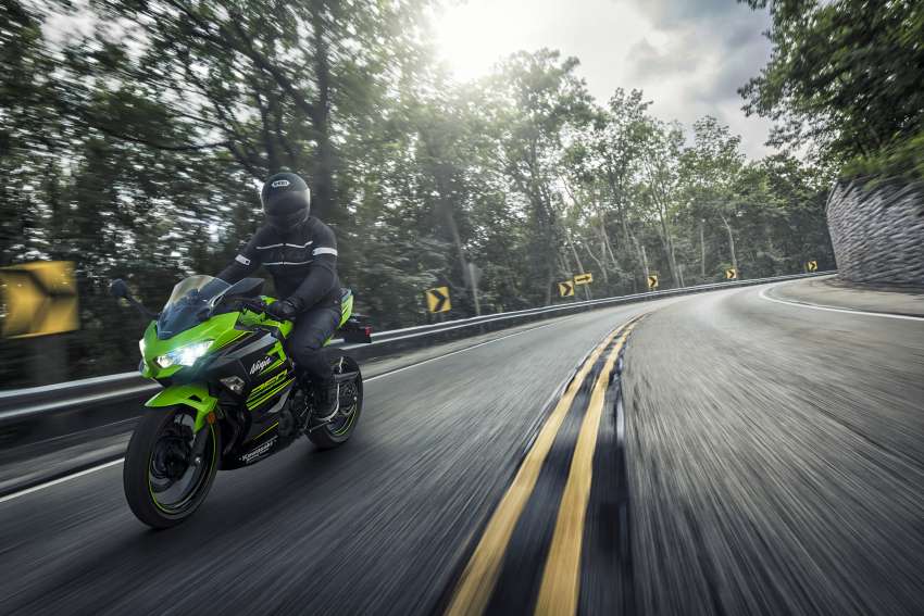 Modenas Ninja 250, Ninja 250 ABS, Z250 ABS debut in Malaysia; 37 hp and 23 Nm, price from RM19k-RM20k 1490366