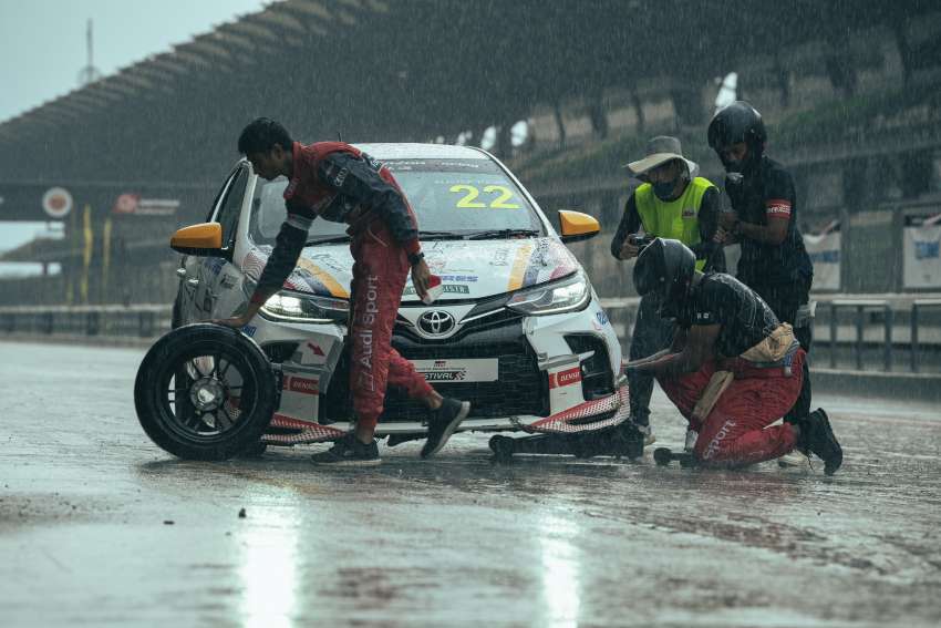 Toyota Gazoo Racing Vios Sprint Cup Round 2 – Eddie Lew, Putera Adam win Race 1 in rain-soaked Sepang 1488990