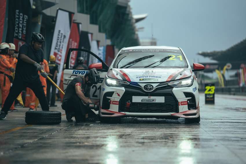 Toyota Gazoo Racing Vios Sprint Cup Round 2 – Eddie Lew, Putera Adam win Race 1 in rain-soaked Sepang 1489001