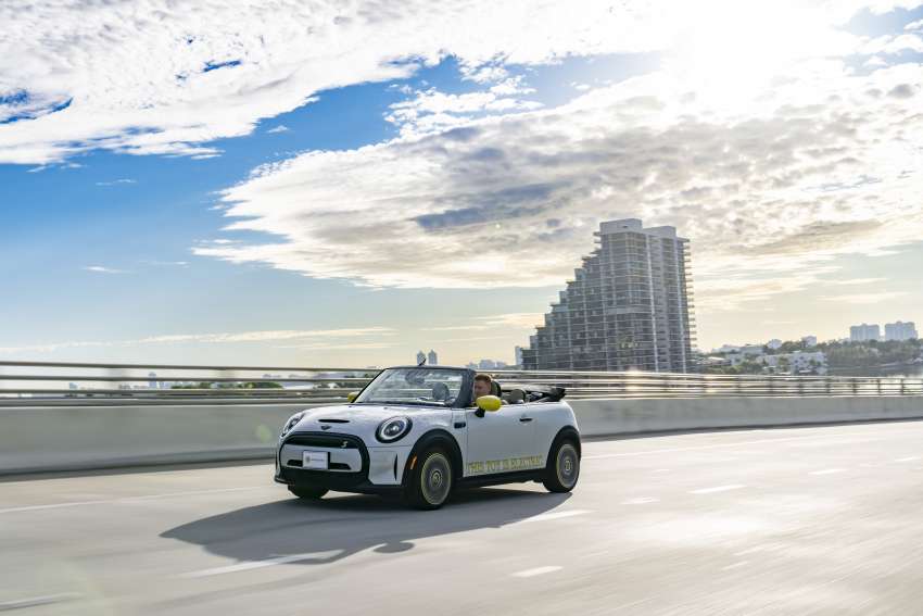 MINI Cooper SE Convertible revealed – special one-off convertible version of EV hatchback; 230 km of range 1483865