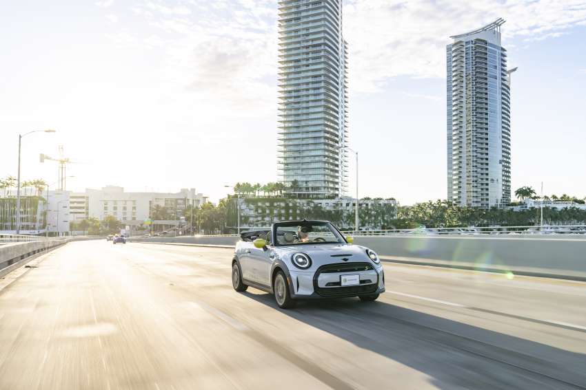 MINI Cooper SE Convertible revealed – special one-off convertible version of EV hatchback; 230 km of range 1483836