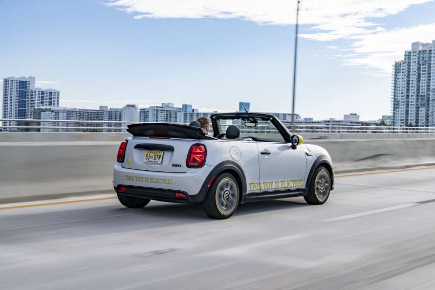 MINI Cooper SE Convertible revealed – special one-off convertible version of EV hatchback; 230 km of range 1483885