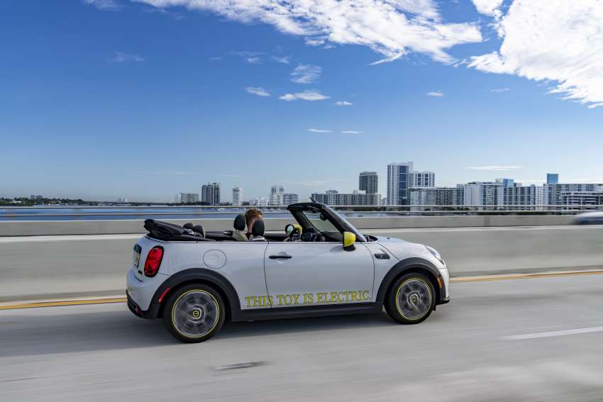 MINI Cooper SE Convertible revealed – special one-off convertible version of EV hatchback; 230 km of range 1483889