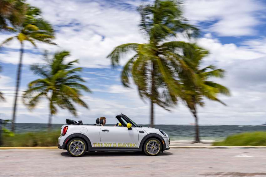 MINI Cooper SE Convertible revealed – special one-off convertible version of EV hatchback; 230 km of range 1483924