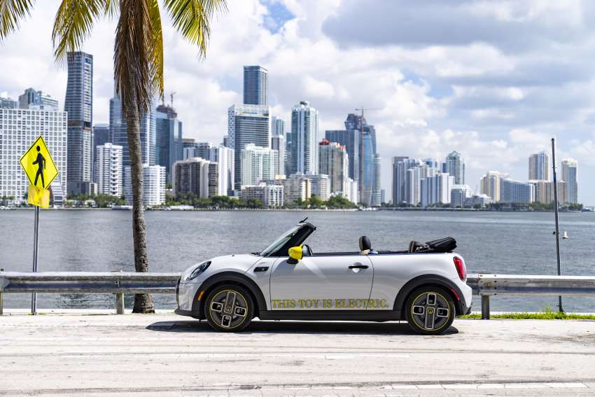 MINI Cooper SE Convertible revealed – special one-off convertible version of EV hatchback; 230 km of range 1483932