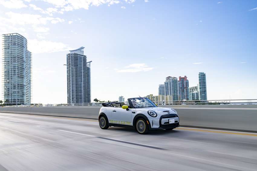 MINI Cooper SE Convertible revealed – special one-off convertible version of EV hatchback; 230 km of range 1483842