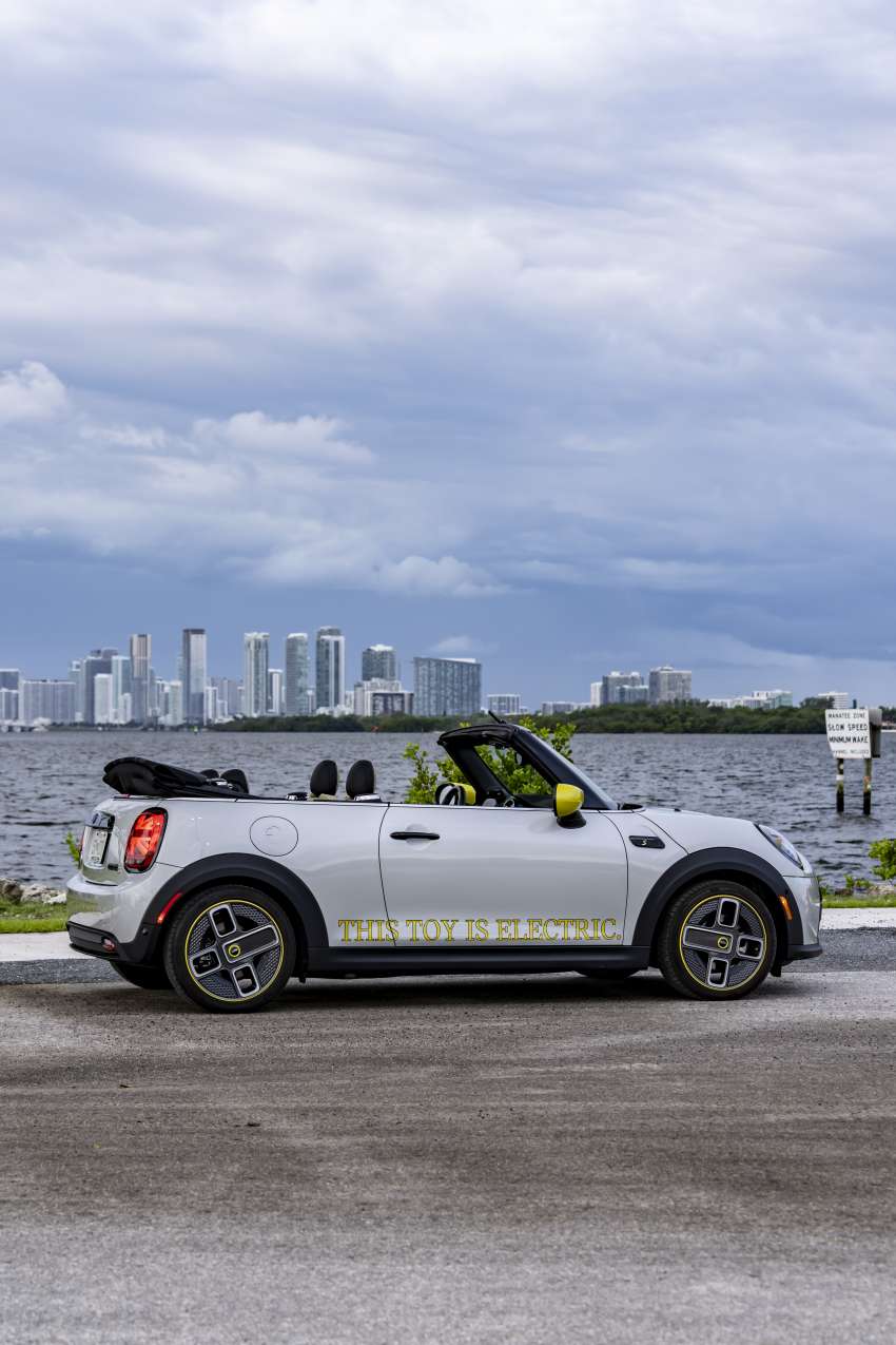 MINI Cooper SE Convertible revealed – special one-off convertible version of EV hatchback; 230 km of range 1483942