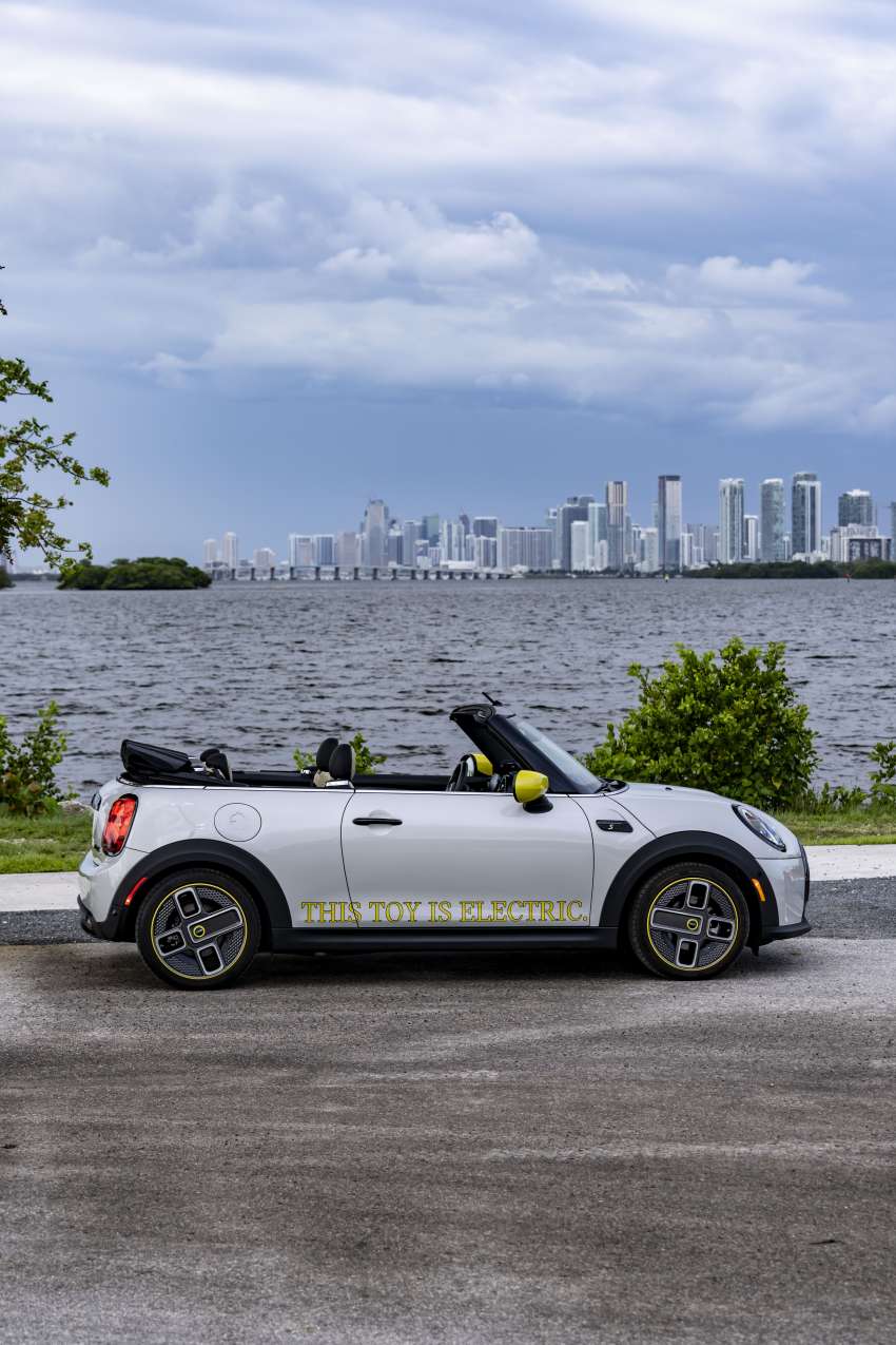 MINI Cooper SE Convertible revealed – special one-off convertible version of EV hatchback; 230 km of range 1483944