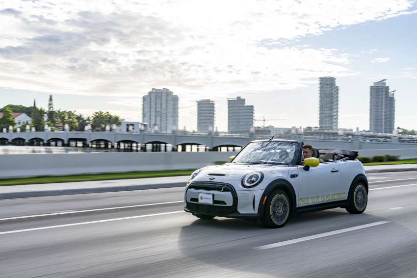 MINI Cooper SE Convertible revealed – special one-off convertible version of EV hatchback; 230 km of range 1483844