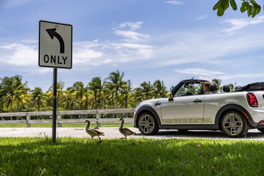 MINI Cooper SE Convertible revealed – special one-off convertible version of EV hatchback; 230 km of range 1483972