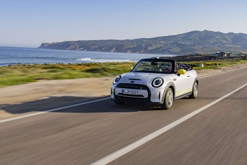MINI Cooper SE Convertible revealed – special one-off convertible version of EV hatchback; 230 km of range 1483828