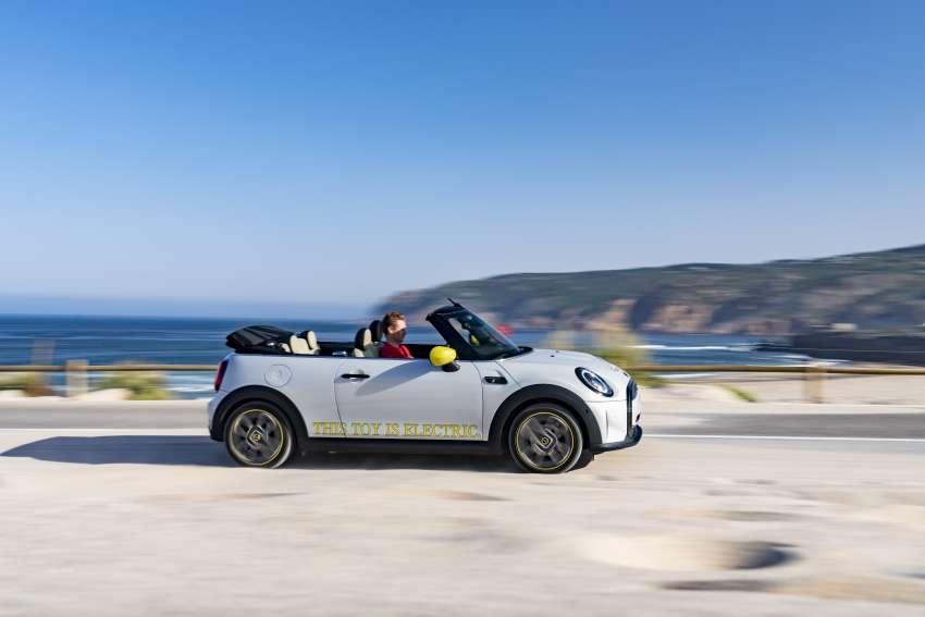 MINI Cooper SE Convertible revealed – special one-off convertible version of EV hatchback; 230 km of range 1483837