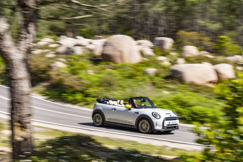 MINI Cooper SE Convertible revealed – special one-off convertible version of EV hatchback; 230 km of range 1483852