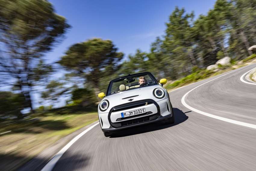 MINI Cooper SE Convertible revealed – special one-off convertible version of EV hatchback; 230 km of range 1483856