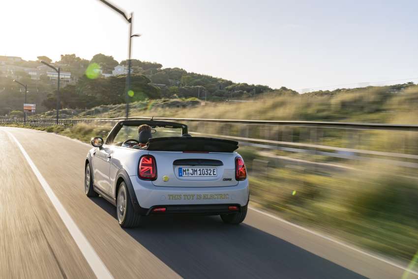 MINI Cooper SE Convertible revealed – special one-off convertible version of EV hatchback; 230 km of range 1483819