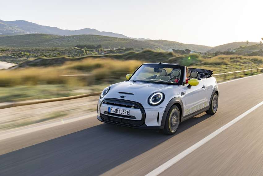 MINI Cooper SE Convertible revealed – special one-off convertible version of EV hatchback; 230 km of range 1483820