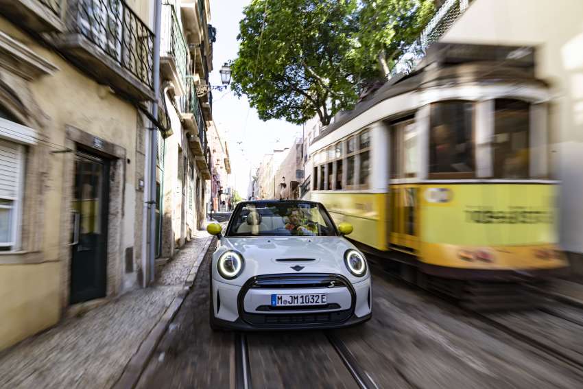 MINI Cooper SE Convertible revealed – special one-off convertible version of EV hatchback; 230 km of range 1483882