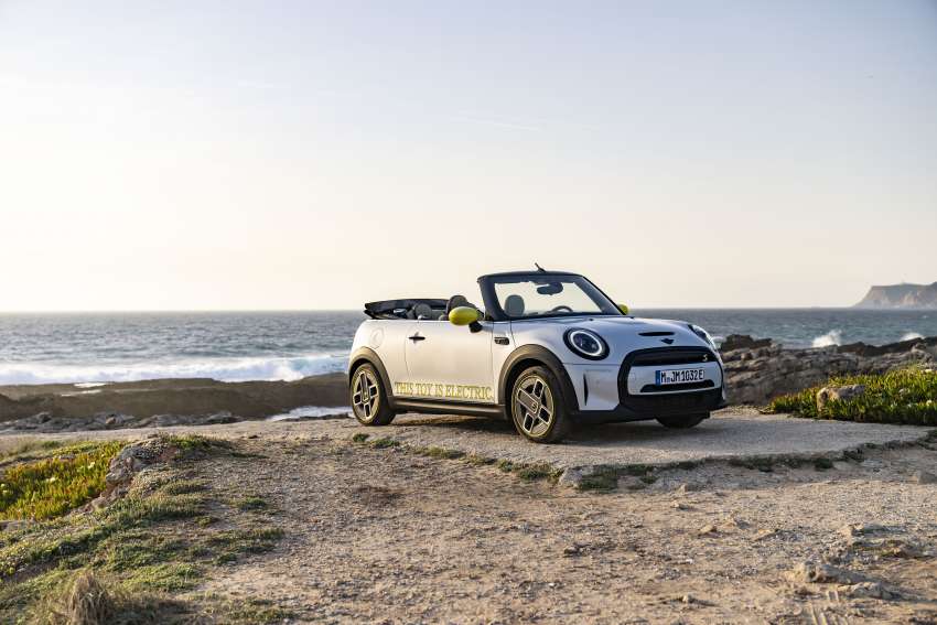 MINI Cooper SE Convertible revealed – special one-off convertible version of EV hatchback; 230 km of range 1483894