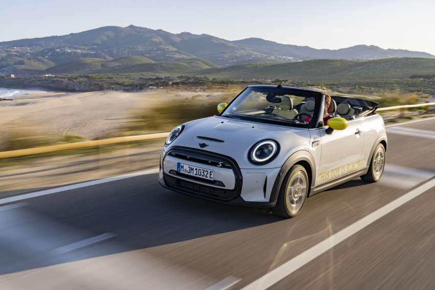 MINI Cooper SE Convertible revealed – special one-off convertible version of EV hatchback; 230 km of range 1483822
