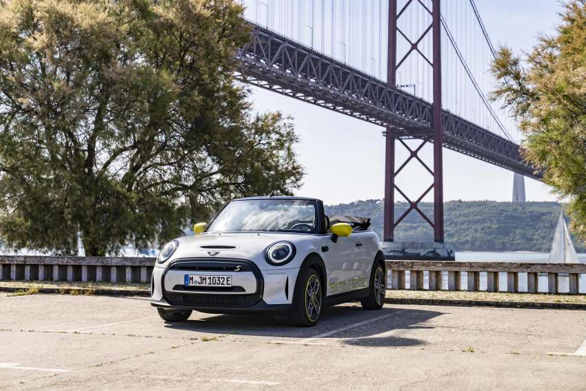 MINI Cooper SE Convertible revealed – special one-off convertible version of EV hatchback; 230 km of range 1483922
