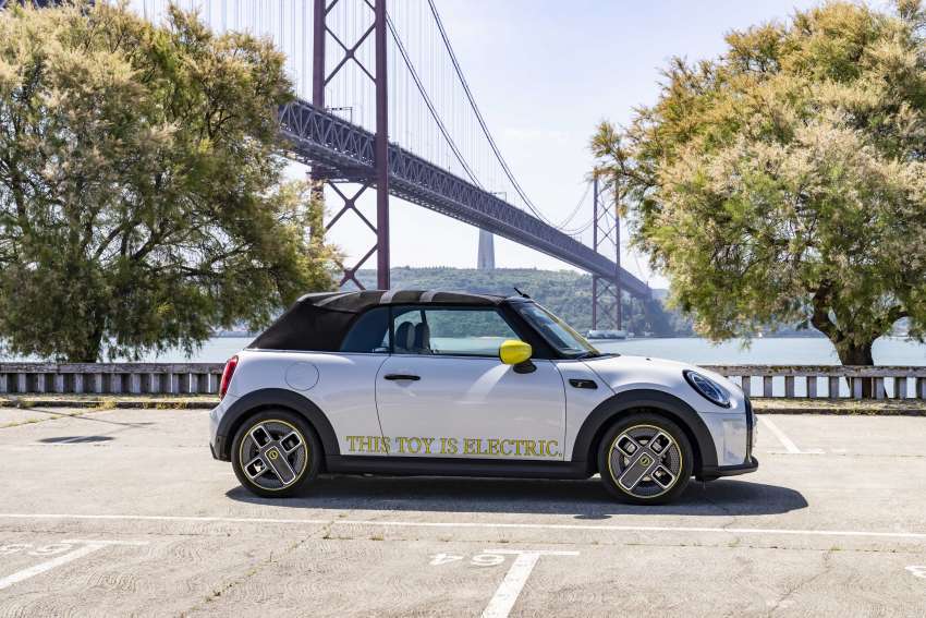 MINI Cooper SE Convertible revealed – special one-off convertible version of EV hatchback; 230 km of range 1483947