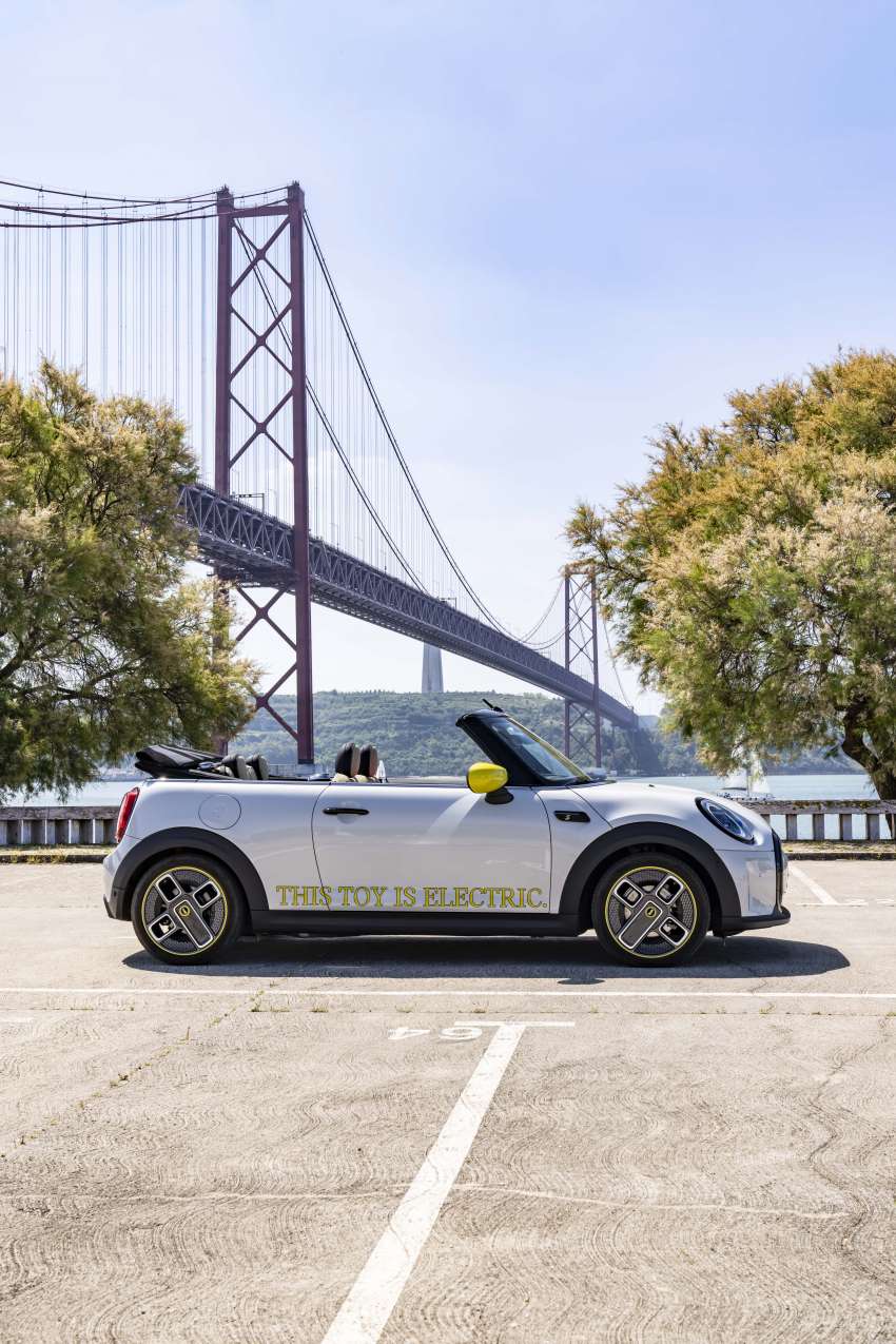 MINI Cooper SE Convertible revealed – special one-off convertible version of EV hatchback; 230 km of range 1483957