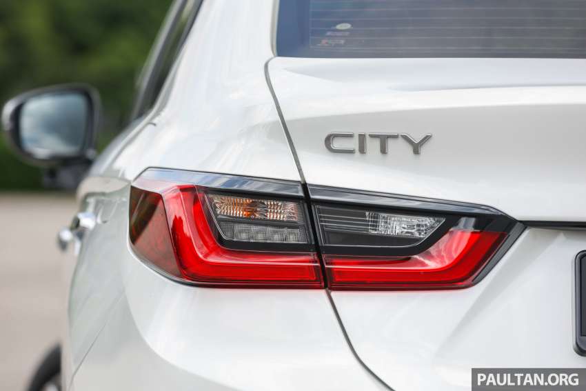GALERI: Honda City 1.5 V petrol sedan vs Honda City Hatchback 1.5 RS e:HEV 2022 — RM91k – RM110k 1495821